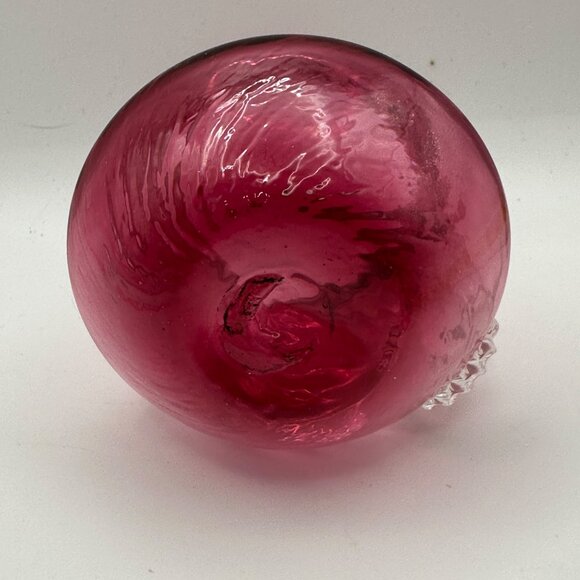 Unbranded hand blown cranberry w/ clear applied handle 3.75” mini glass pitcher - Picture 4 of 7
